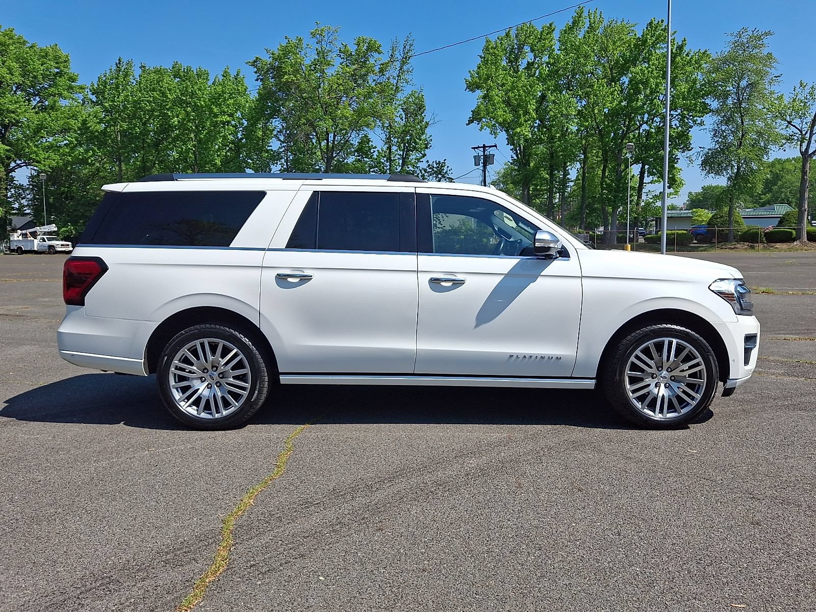 Certified 2024 Ford Expedition Max Platinum AWD/4WD image 8