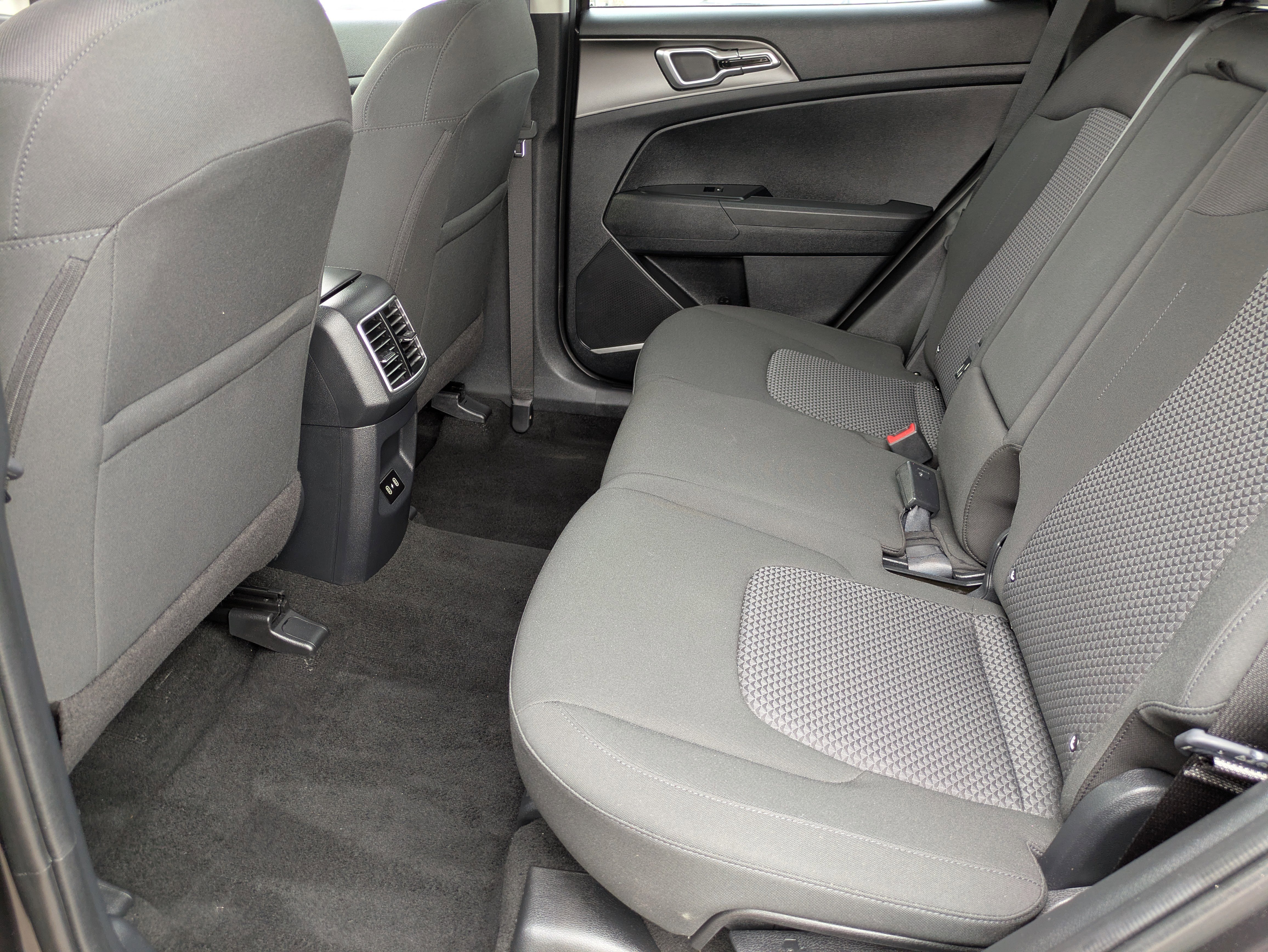 Used 2026 Kia Sportage LX image 15