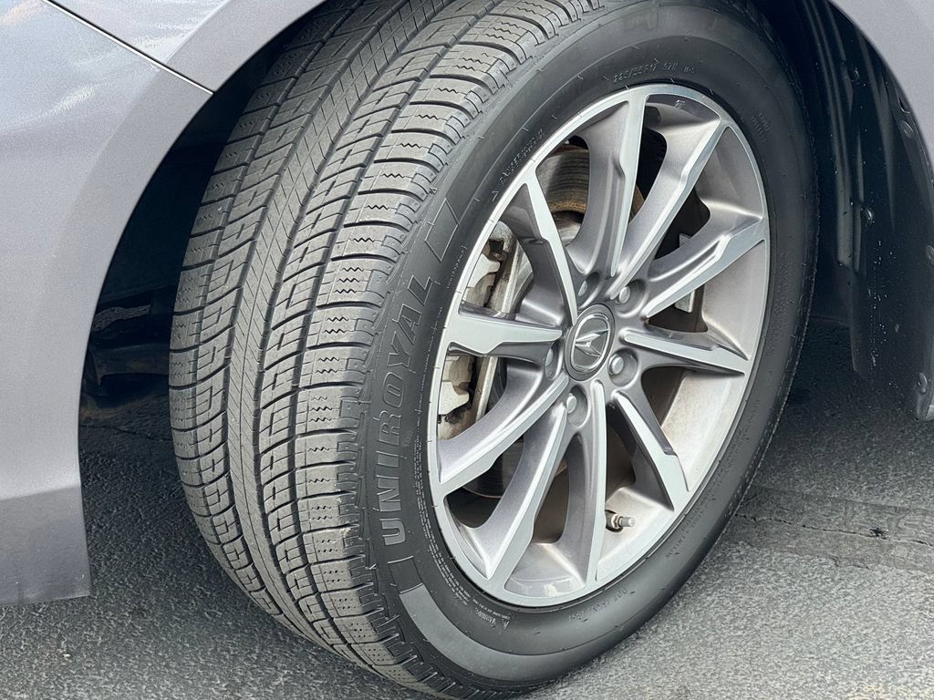 Used 2019 Acura TLX FWD image 9