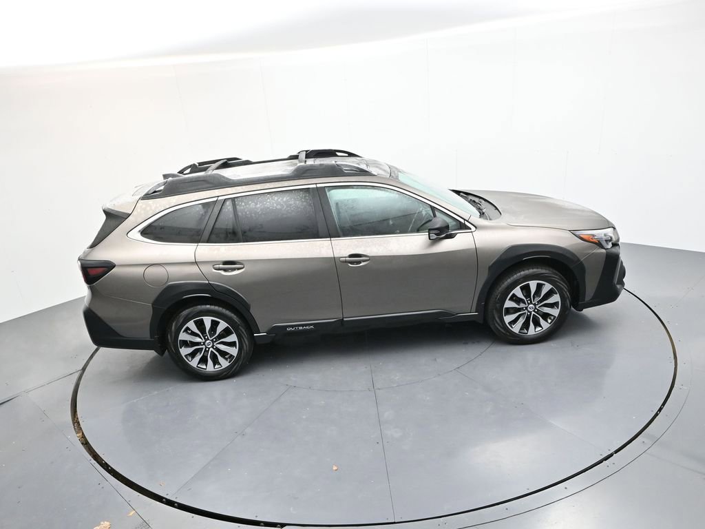 Used 2023 Subaru Outback Limited XT image 28