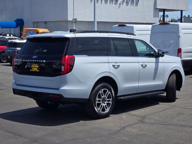 New 2026 Ford Expedition Active AWD/4WD image 4