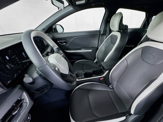 New 2025 Kia K4 GT-Line w/ GT-Line Premium Package image 24