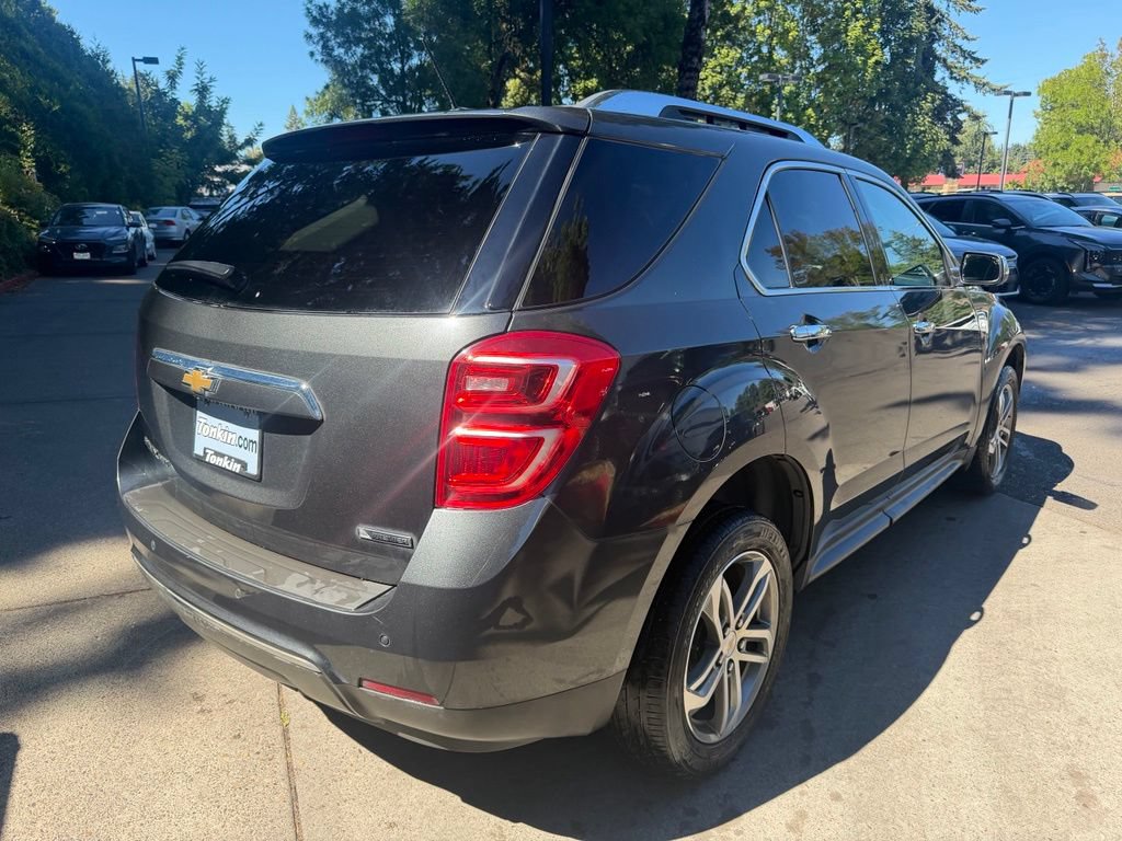 Used 2017 Chevrolet Equinox Premier w/ Enhanced Convenience Package AWD/4WD image 4