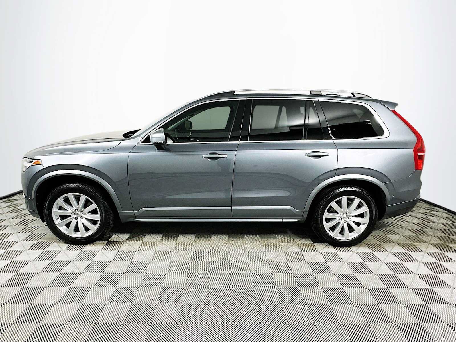 Used 2019 Volvo XC90 T6 Momentum w/ Protection Package Premier AWD/4WD image 4