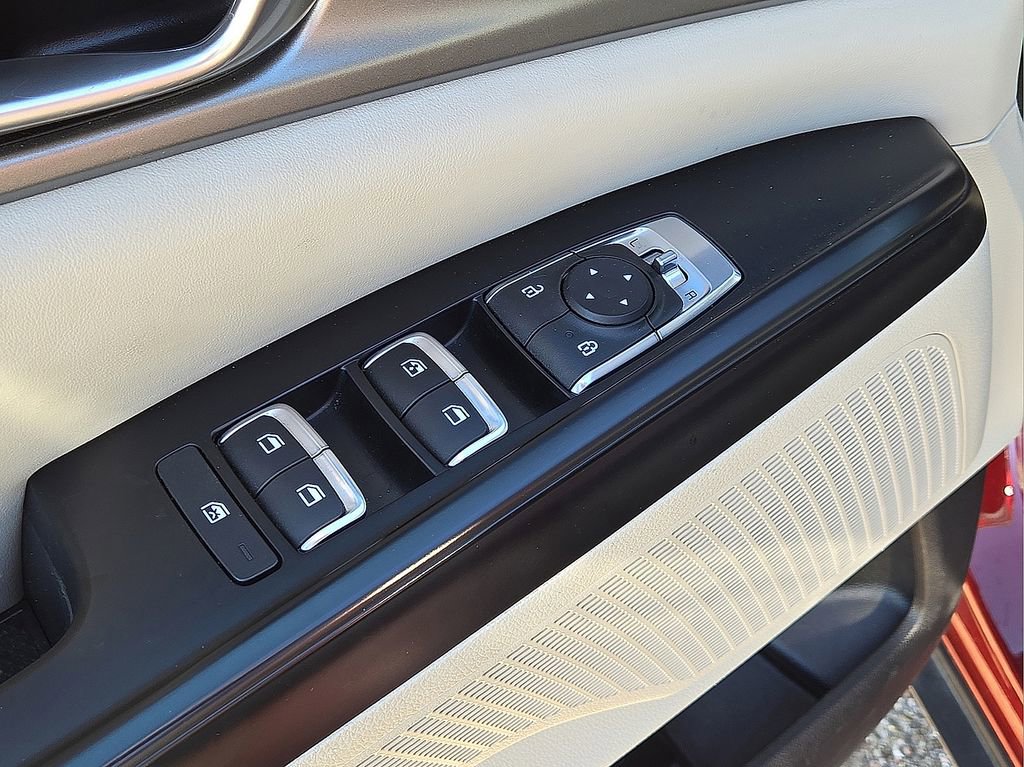 Used 2024 Kia Carnival LX image 22