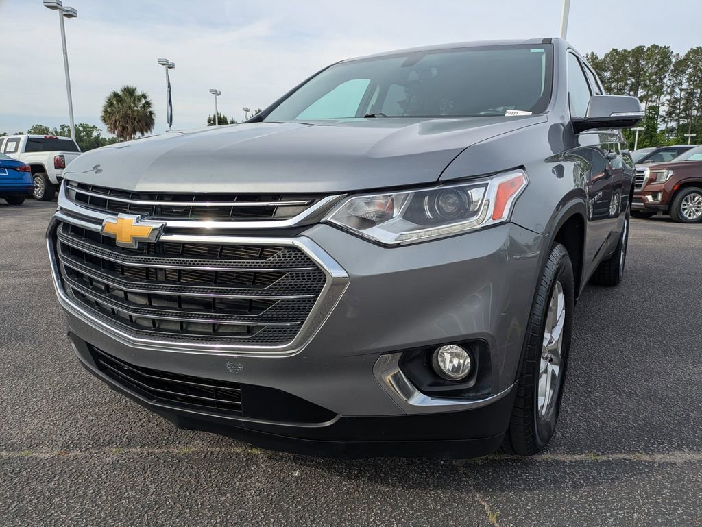 Used 2020 Chevrolet Traverse LT FWD image 11