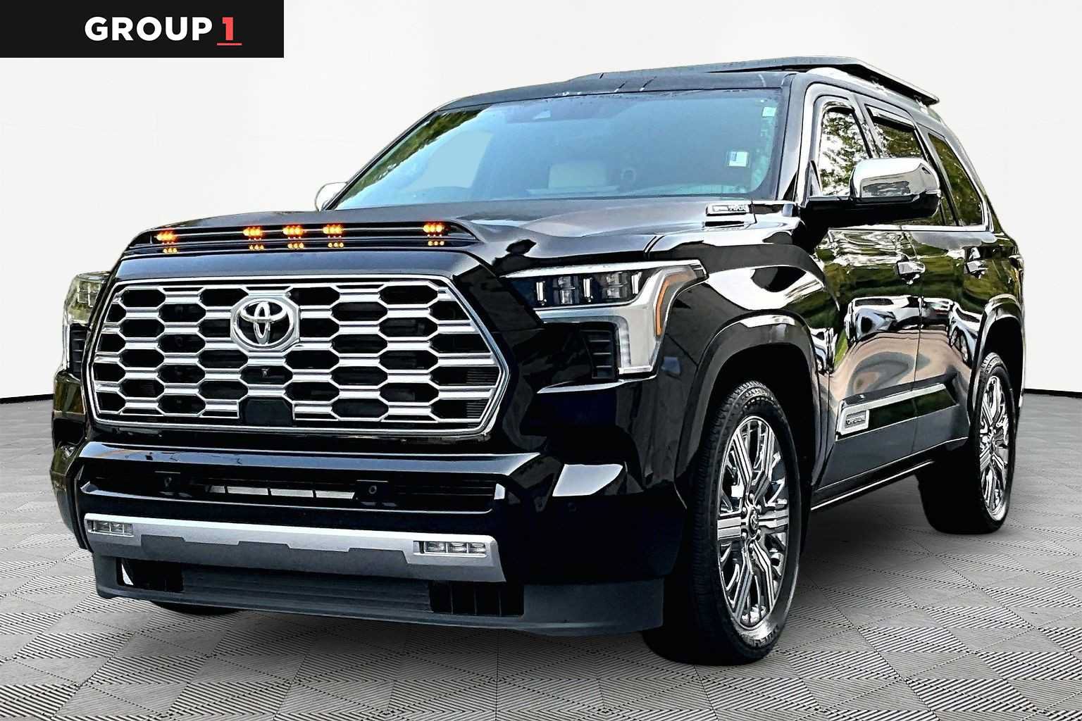 Certified 2025 Toyota Sequoia Capstone AWD/4WD image 1