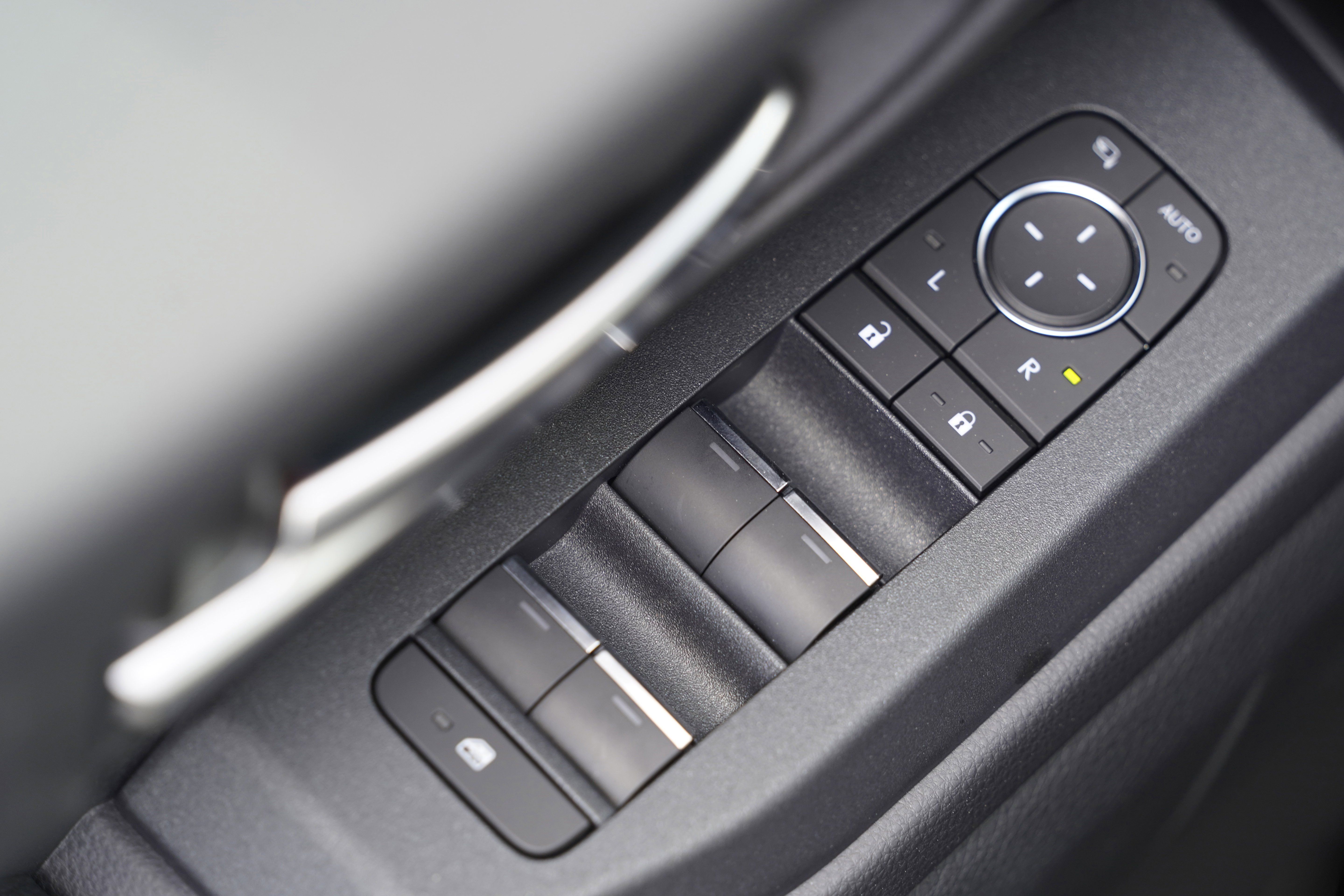 Used 2024 Toyota Land Cruiser image 15