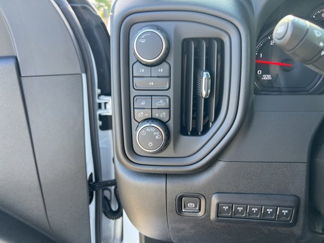 New 2025 Chevrolet Silverado 2500 Custom w/ Custom Value Package image 15