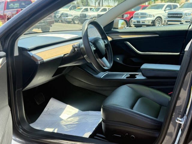 Used 2023 Tesla Model 3 Standard Range RWD image 13