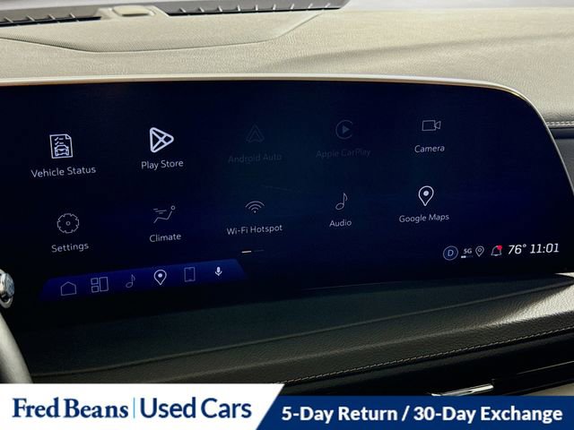 Used 2025 Cadillac XT4 Premium Luxury image 17