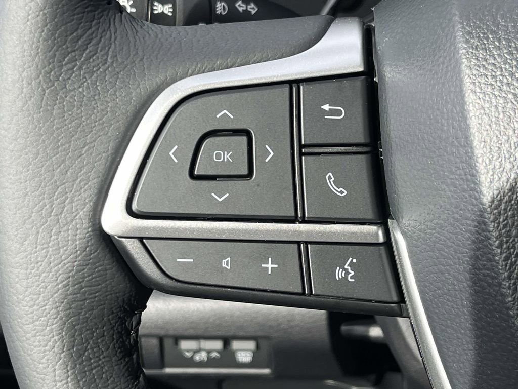 New 2026 Toyota Sienna XLE image 17