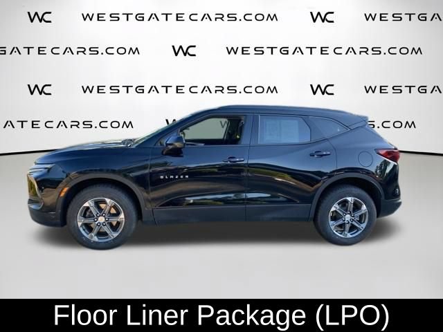 Used 2024 Chevrolet Blazer LT w/ Convenience Package FWD image 4