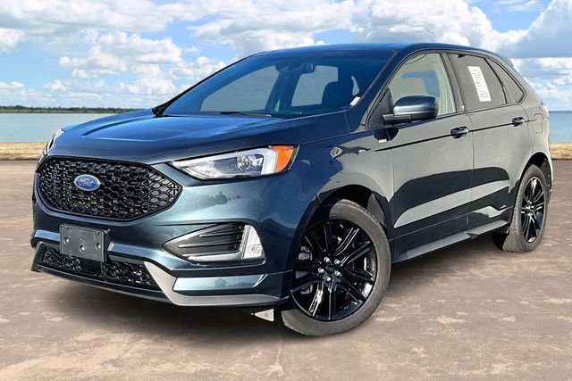 Used 2022 Ford Edge ST-Line w/ Class II Trailer Tow Package image 3