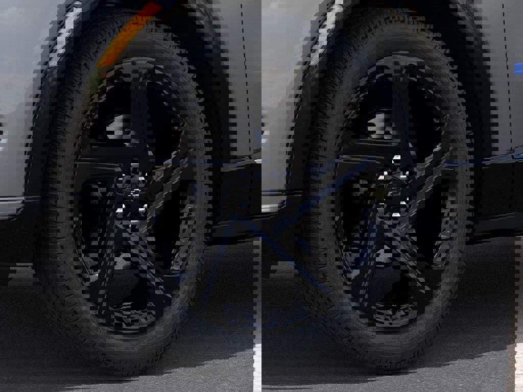 New 2026 Chevrolet Equinox EV RS FWD image 9