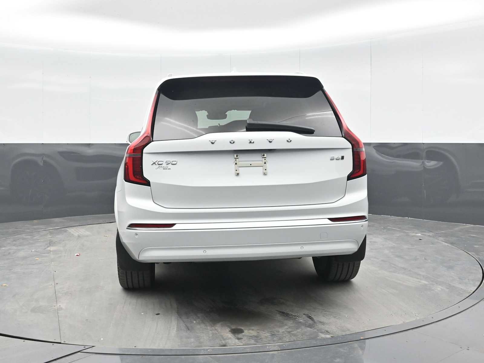 Used 2026 Volvo XC90 B6 Ultra w/ Protection Package AWD/4WD image 11
