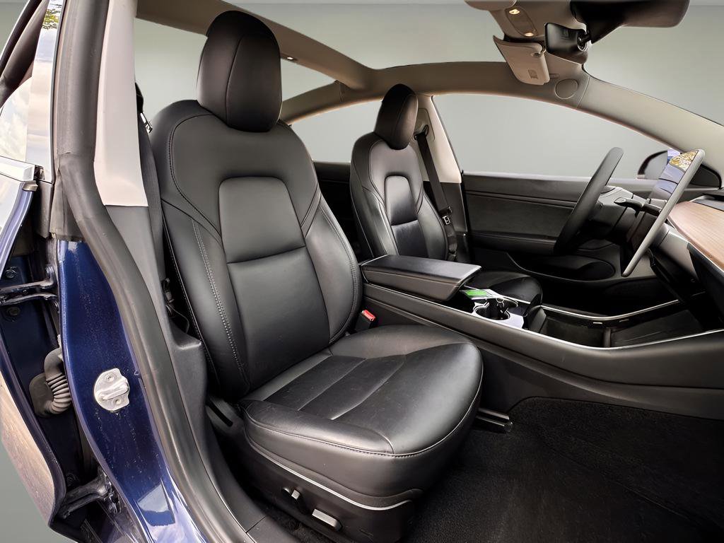 Used 2020 Tesla Model 3 Long Range image 21