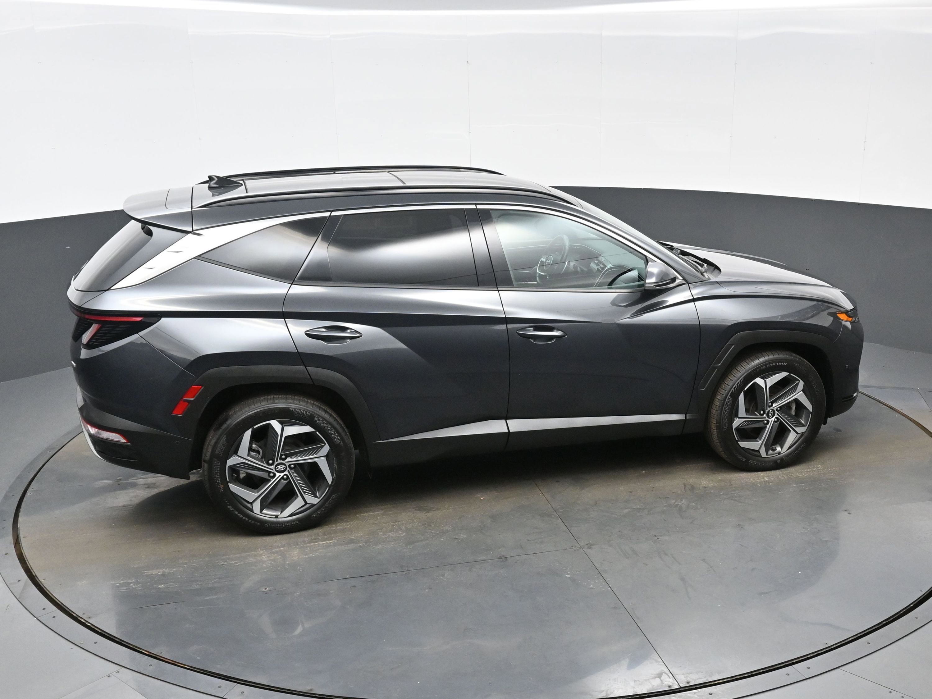 Used 2022 Hyundai Tucson Limited image 40