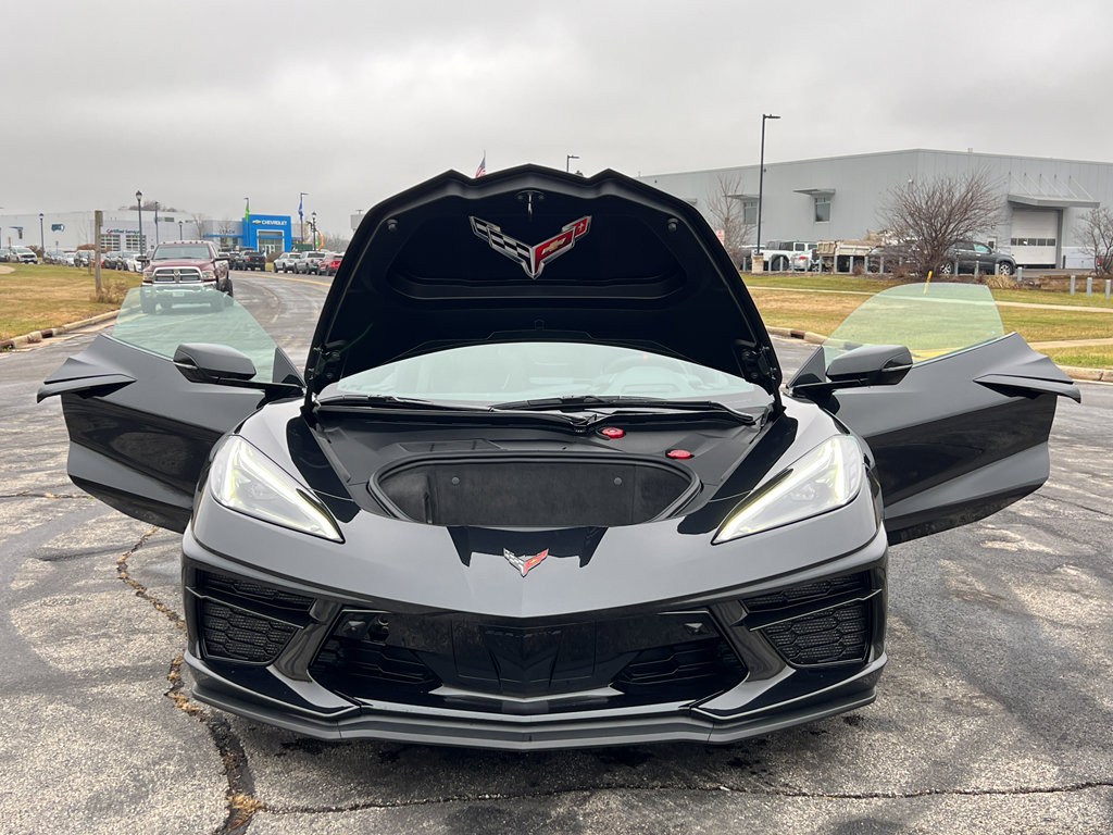Used 2024 Chevrolet Corvette Stingray Preferred Cpe w/ Stealth Interior Trim Package image 36