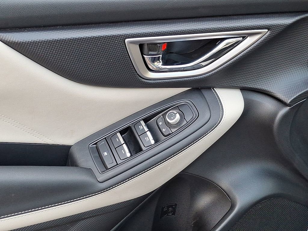 Used 2022 Subaru Forester Limited image 12