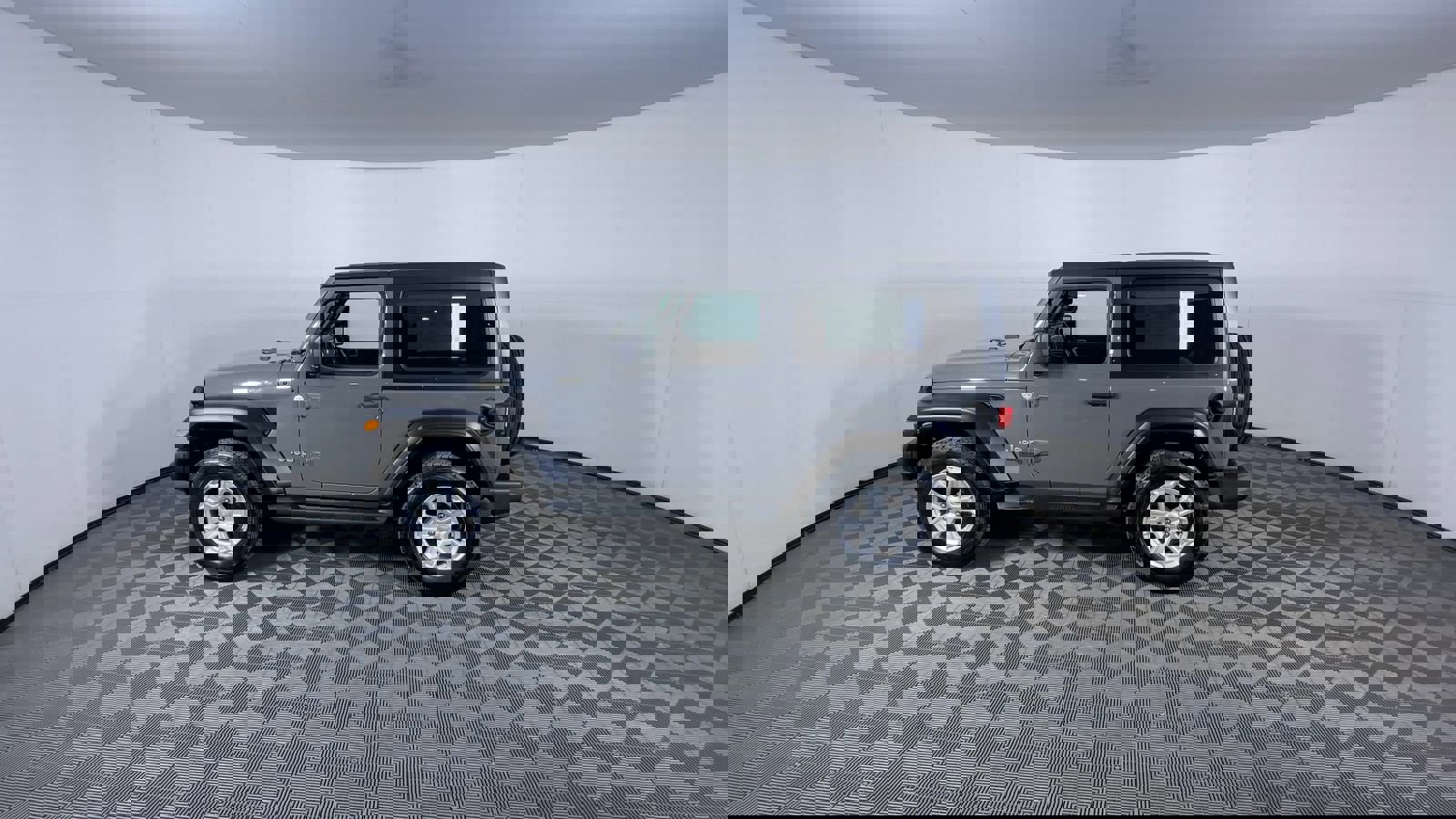 Used 2019 Jeep Wrangler Sport image 5