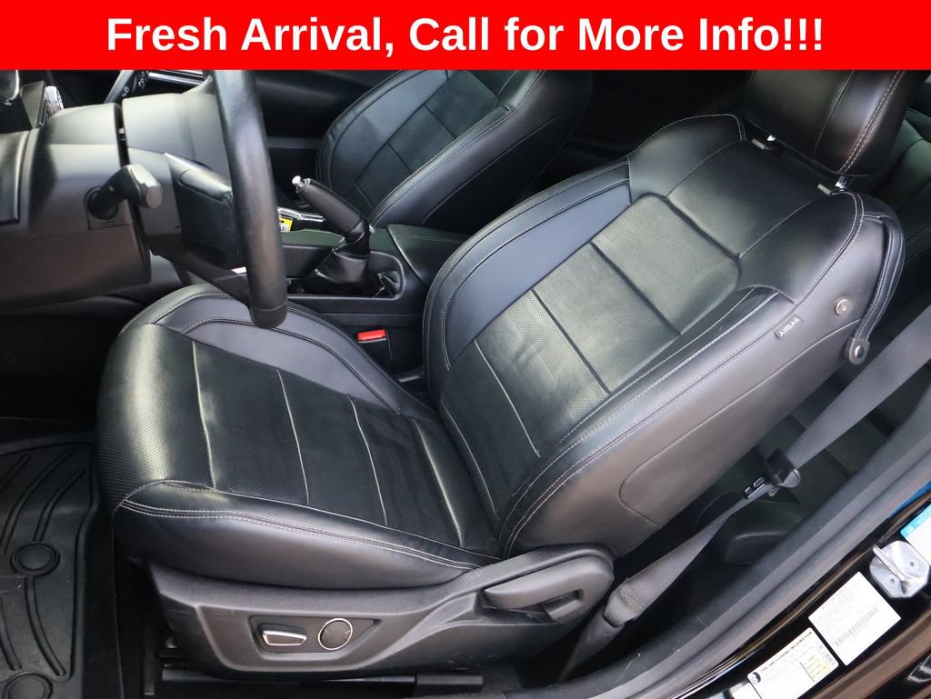 Used 2017 Ford Mustang GT Premium w/ GT Performance Package RWD image 22