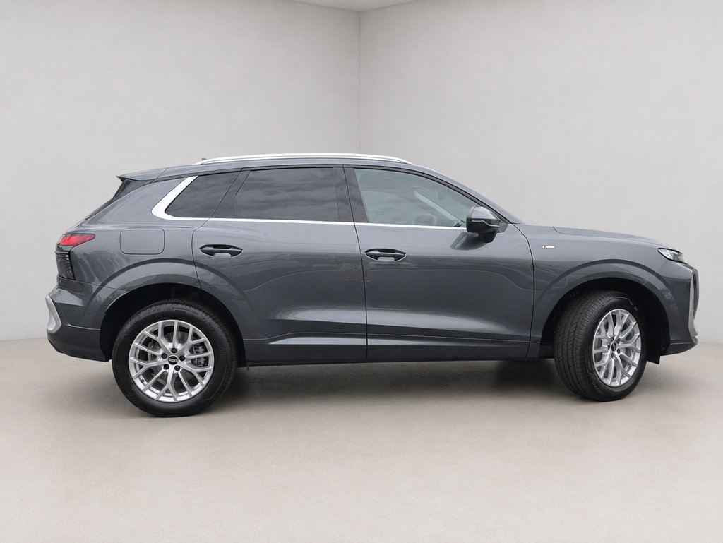 New 2026 Audi Q3 quattro 2.0T AWD/4WD image 9
