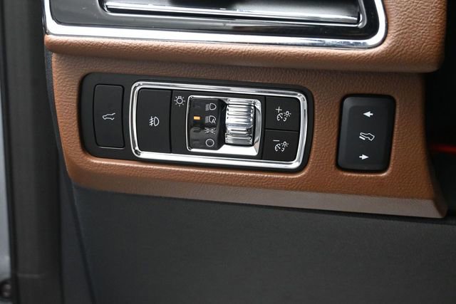 Certified 2023 Lincoln Navigator Reserve AWD/4WD image 11