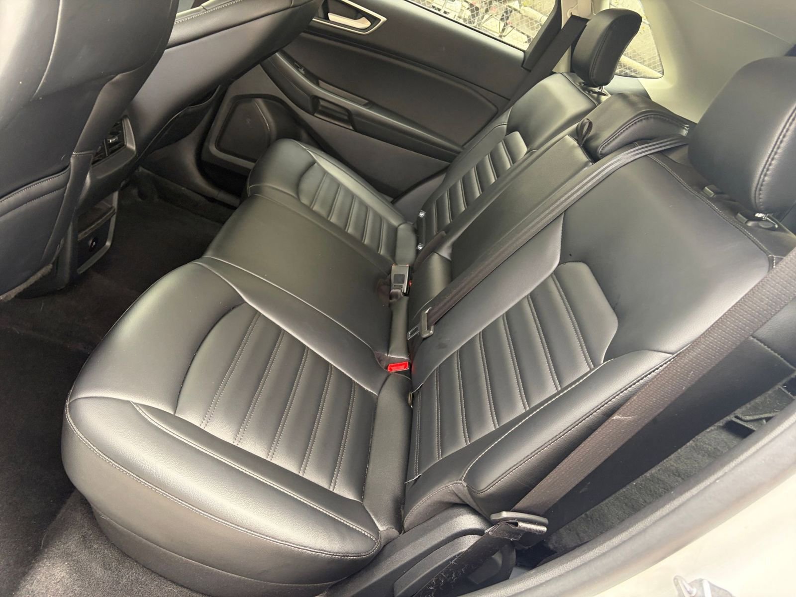 Used 2024 Ford Edge SEL image 22