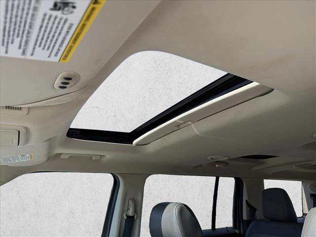 Used 2016 Ford Flex Limited w/ Equipment Group 301A FWD image 6