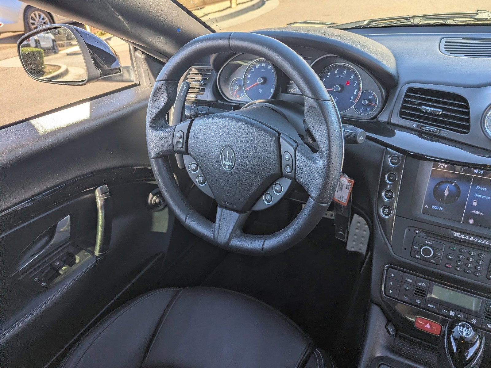 Used 2015 Maserati GranTurismo Sport image 15