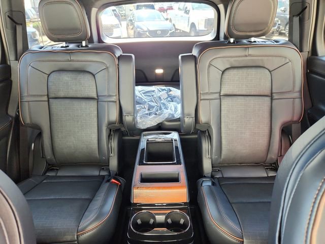 New 2025 Lincoln Aviator Black Label image 13