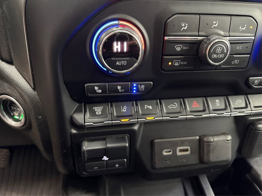 Used 2020 Chevrolet Silverado 2500 LTZ w/ LTZ Plus Package image 45