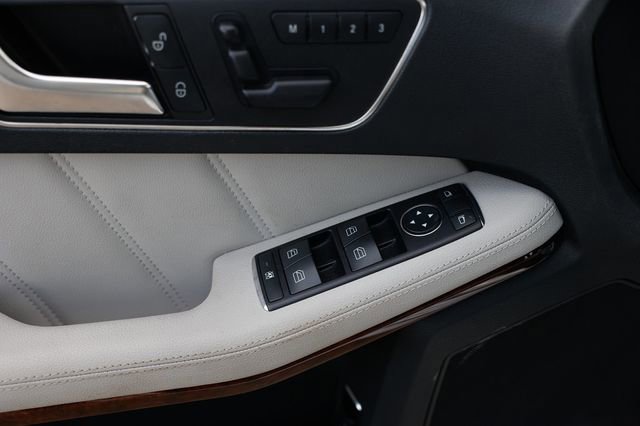 Used 2013 Mercedes-Benz E 350 4MATIC Wagon image 48