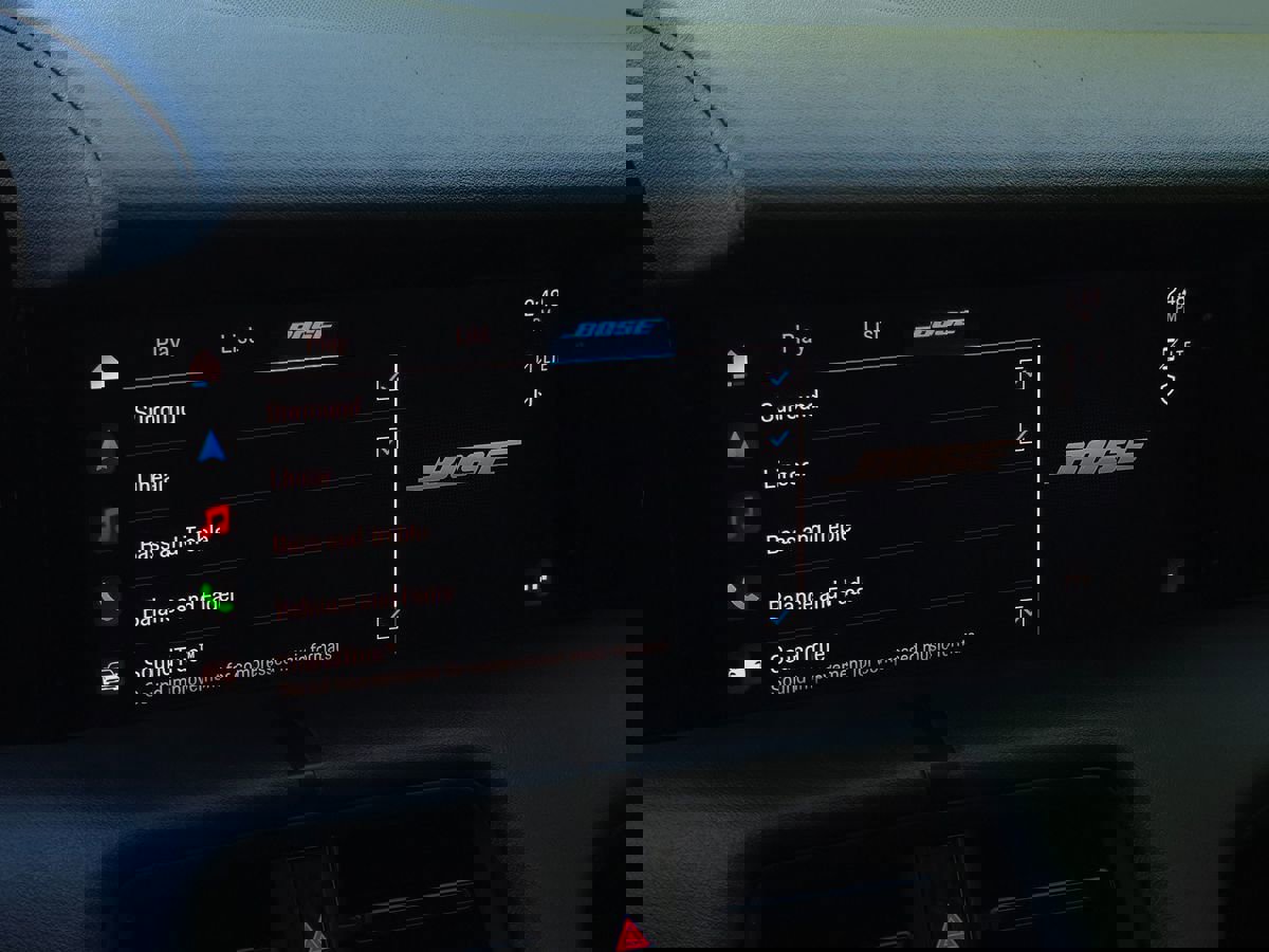 Used 2020 Porsche Taycan 4S w/ Premium Package image 48