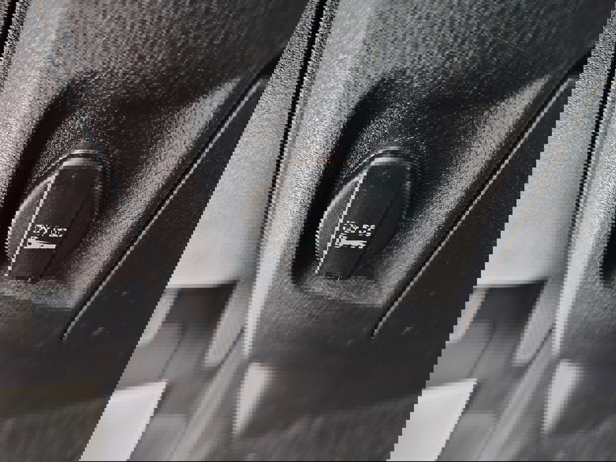 Certified 2017 RAM 1500 Express image 29