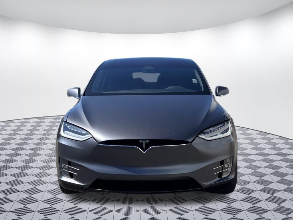 Used 2020 Tesla Model X Long Range AWD/4WD image 2
