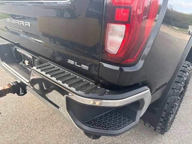 Used 2022 GMC Sierra 3500 SLE w/ SLE Convenience Package AWD/4WD image 8