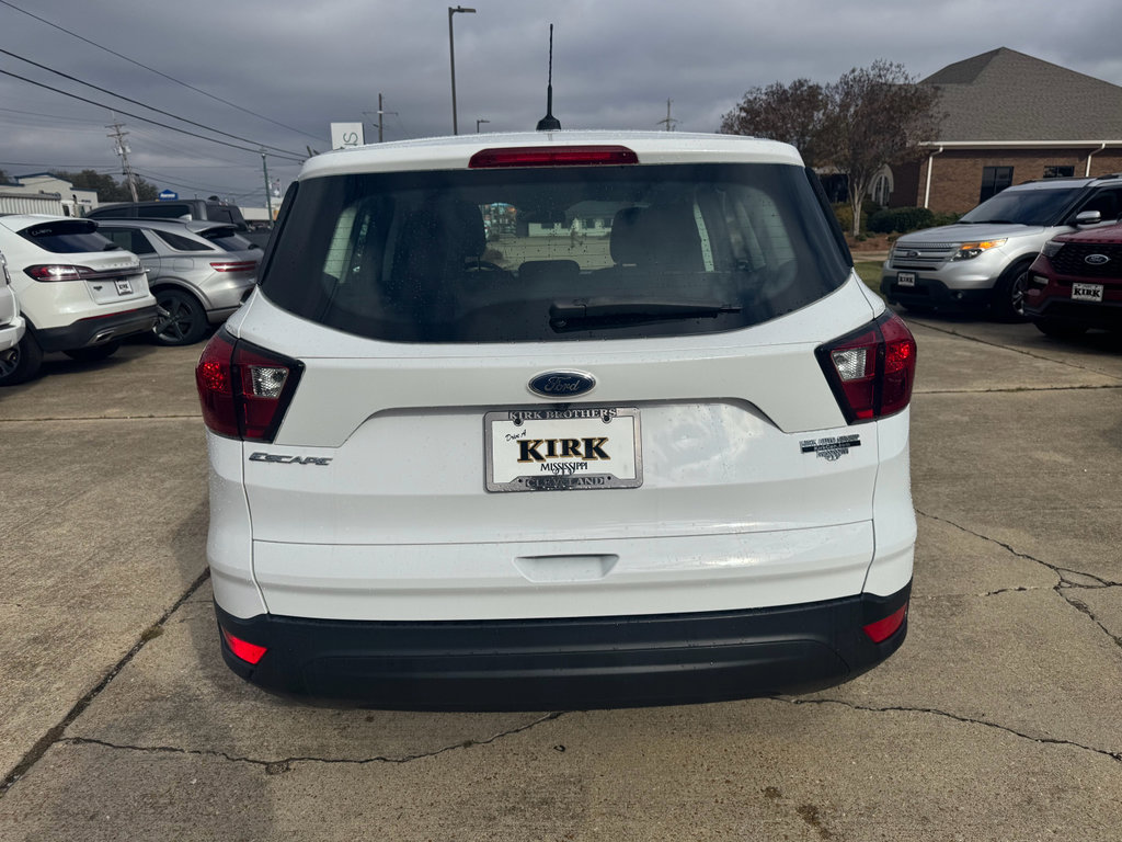 Used 2019 Ford Escape S image 4