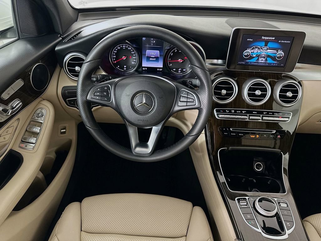 Used 2017 Mercedes-Benz GLC 300 4MATIC w/ Premium 1 Package image 23
