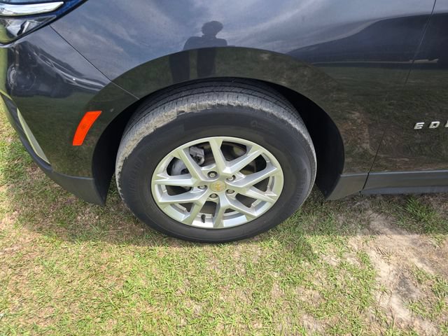 Used 2022 Chevrolet Equinox LT FWD image 2