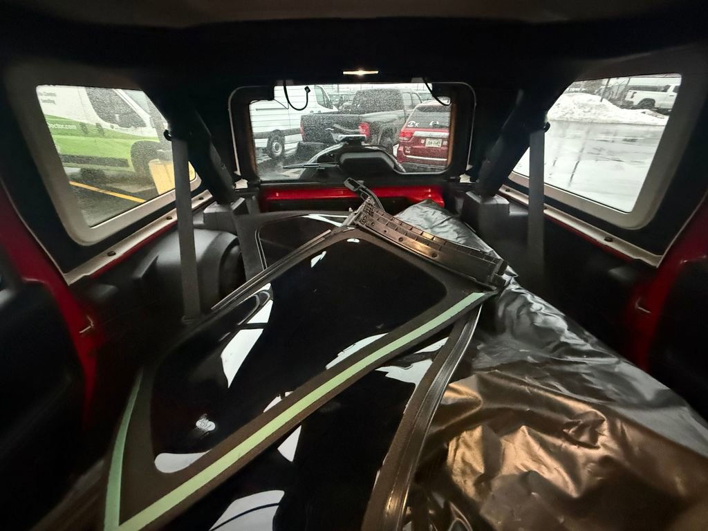 Used 2022 Jeep Wrangler Unlimited Sport image 16