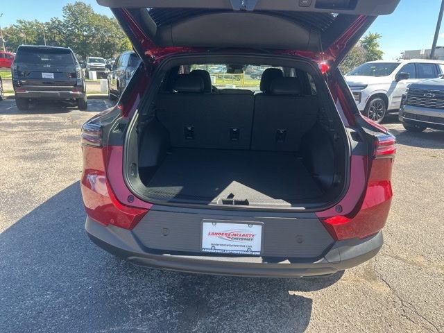 New 2026 Chevrolet Equinox EV LT image 29