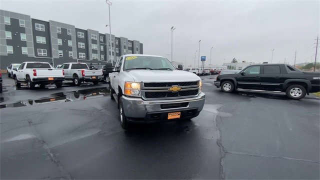 Used 2013 Chevrolet Silverado 2500 W/T w/ Snow Plow Prep Package image 3