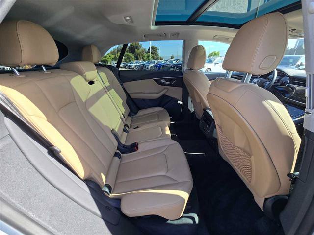 Used 2023 Audi Q8 Premium w/ Convenience Package AWD/4WD image 12