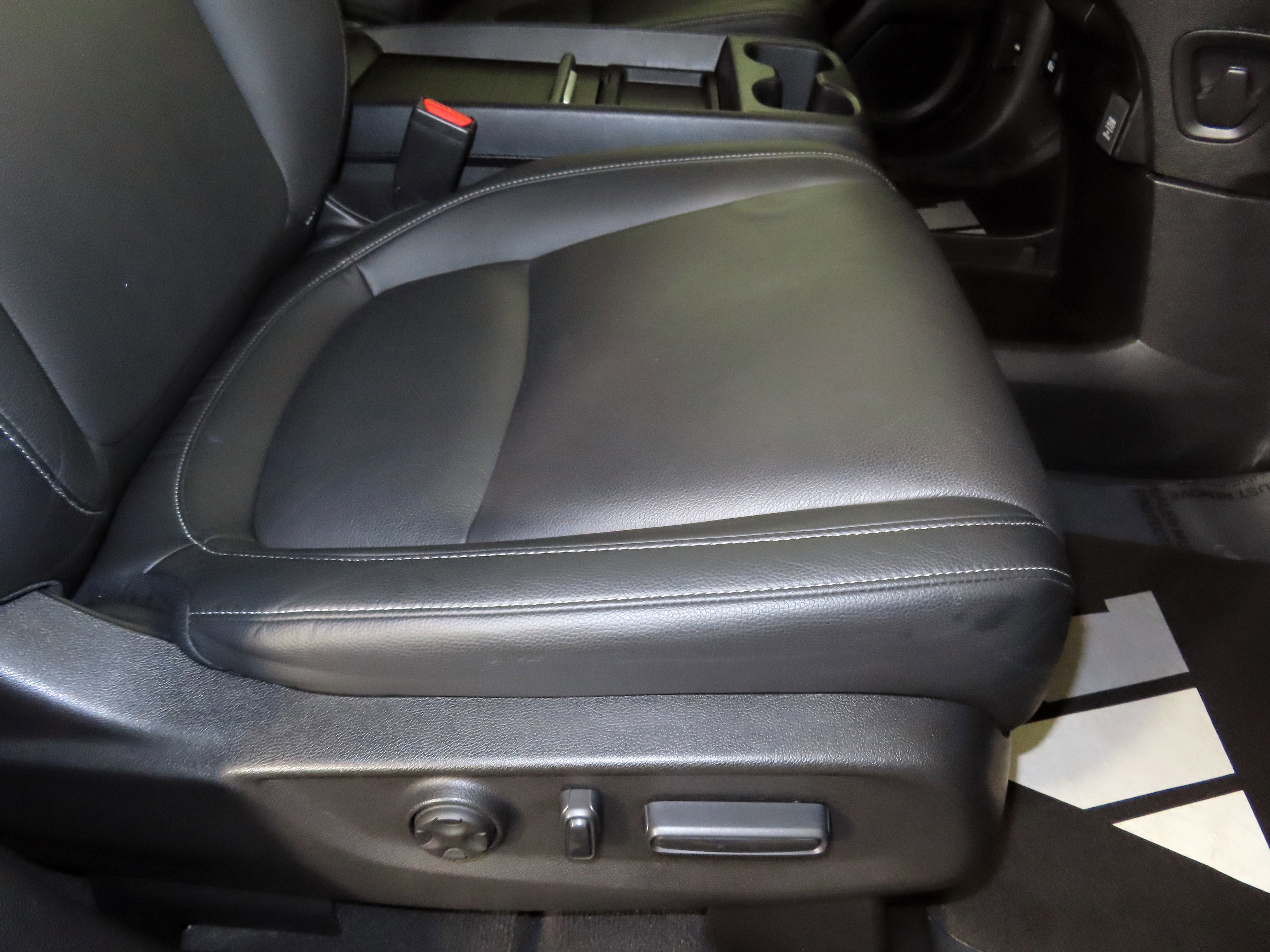 Used 2024 Honda Odyssey EX-L image 53