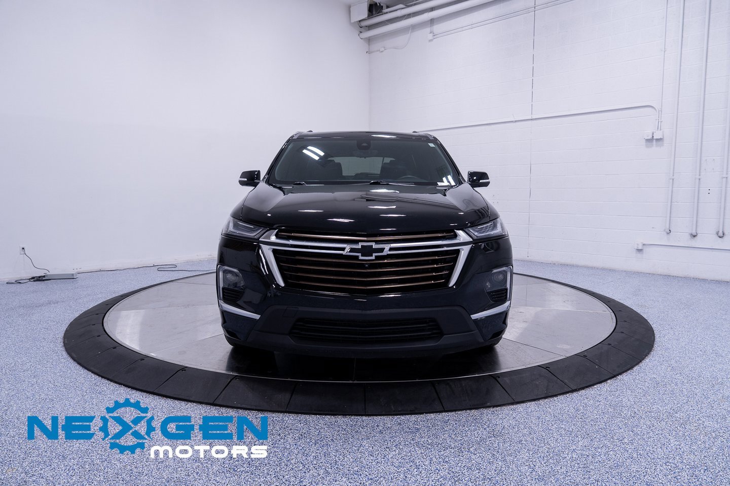 Used 2023 Chevrolet Traverse High Country image 4