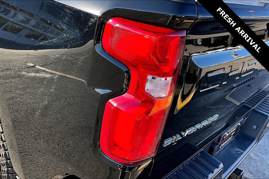 Used 2025 Chevrolet Silverado 1500 RST image 23