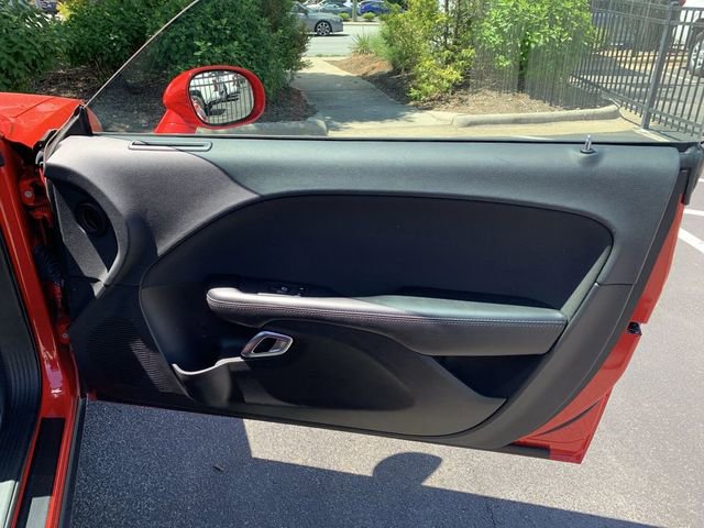 Used 2019 Dodge Challenger R/T RWD image 10