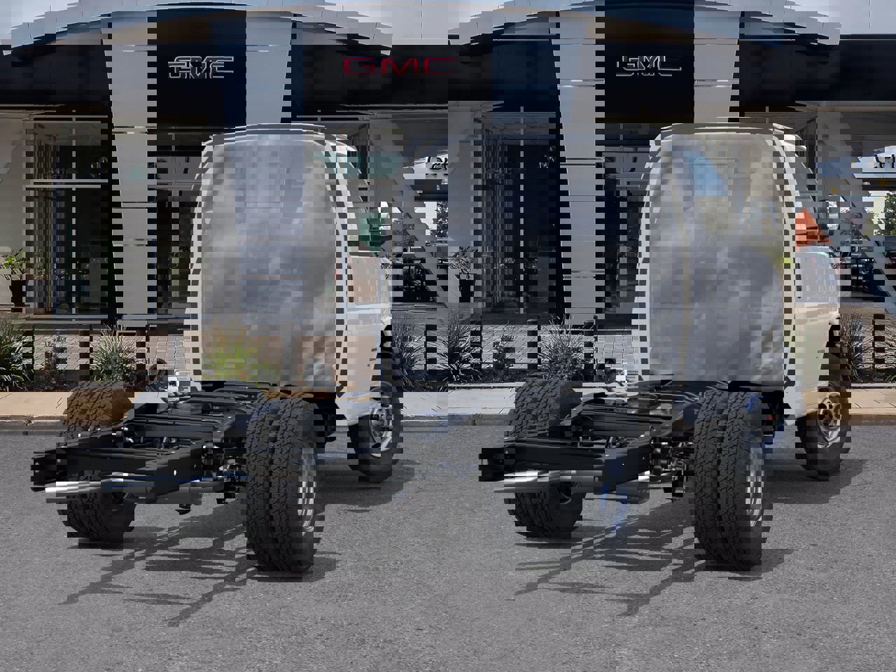 New 2026 GMC Savana 3500 w/ Power Convenience Package image 4